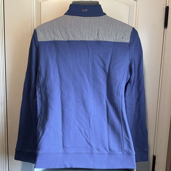 Vineyard Vines Blue Pullover with Striped Detail Size Large - Picture 4 of 6